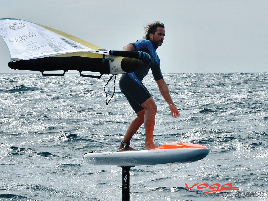 Voga Foil Boards planche de downwind custom fabriquée en france